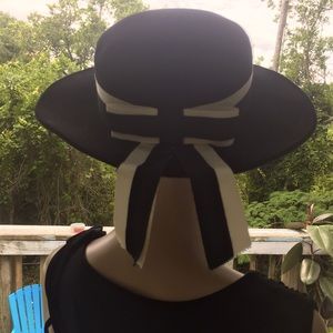 Vintage Doeskin 100% Wool felt ladies hat black